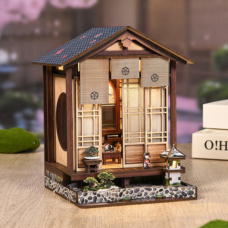 Moss-Lantern Harmony Garden DIY Book Nook Kit