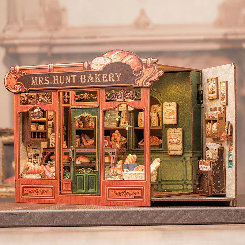 MRS.HUNT BAKERY DIY Miniature House Kit