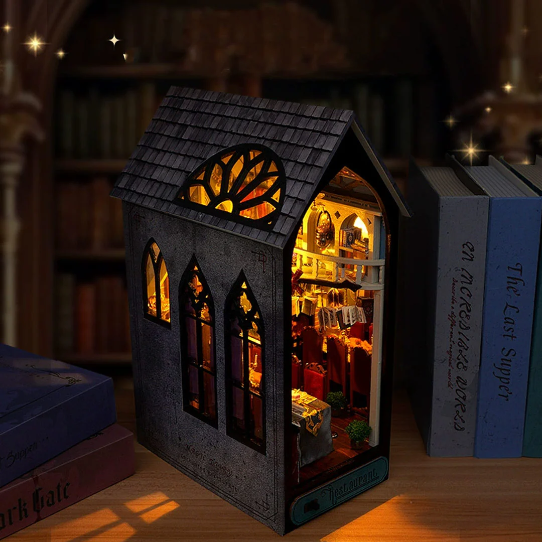 Magic Restaurant DIY Book Nook