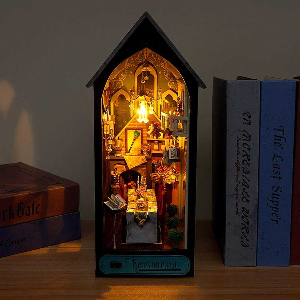 Magic Restaurant DIY Book Nook