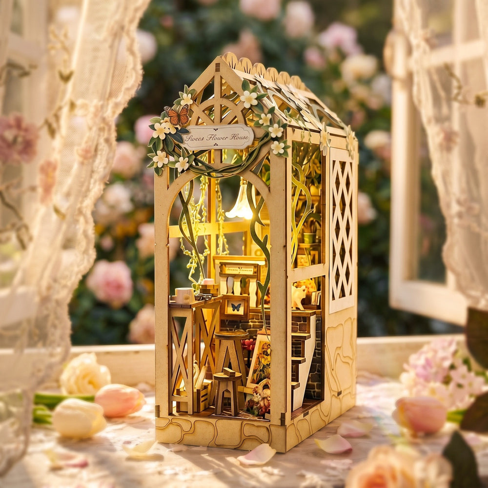 Wewowood Serene Flower House Book Nook Kit